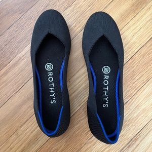 Rothy’s black flats